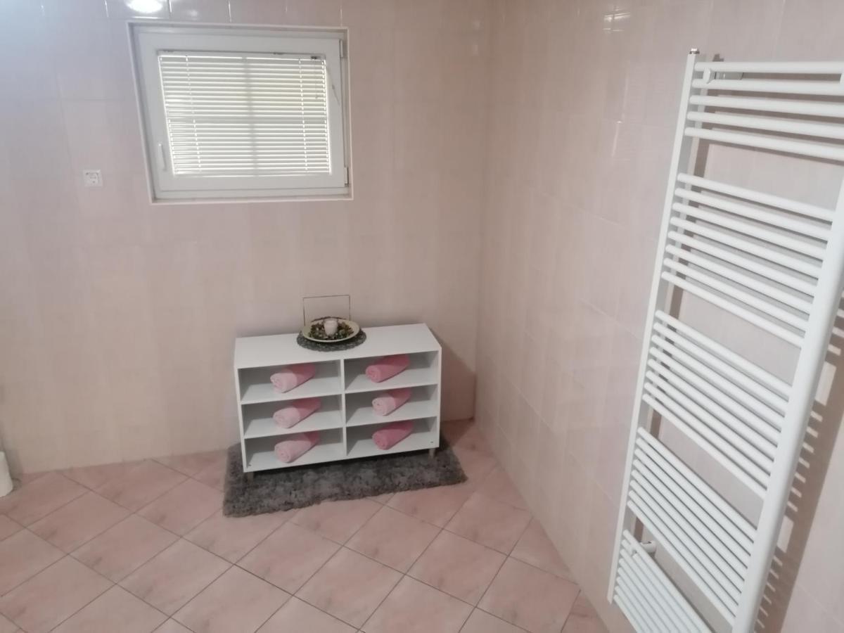Apartma Sandi Sentilj ภายนอก รูปภาพ