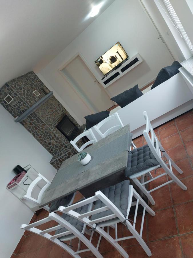 Apartma Sandi Sentilj ภายนอก รูปภาพ